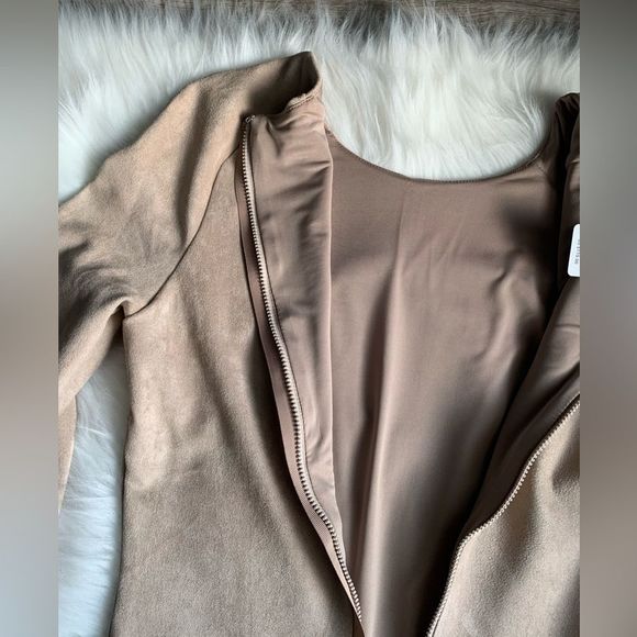 NWT! Bebe Erin Faux Suede Dress - Picture 5 of 10